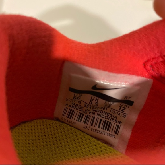 🟧$8 ADD-ON🟧 NIKE Free • 6C • Toddler size 6 - Picture 9 of 11